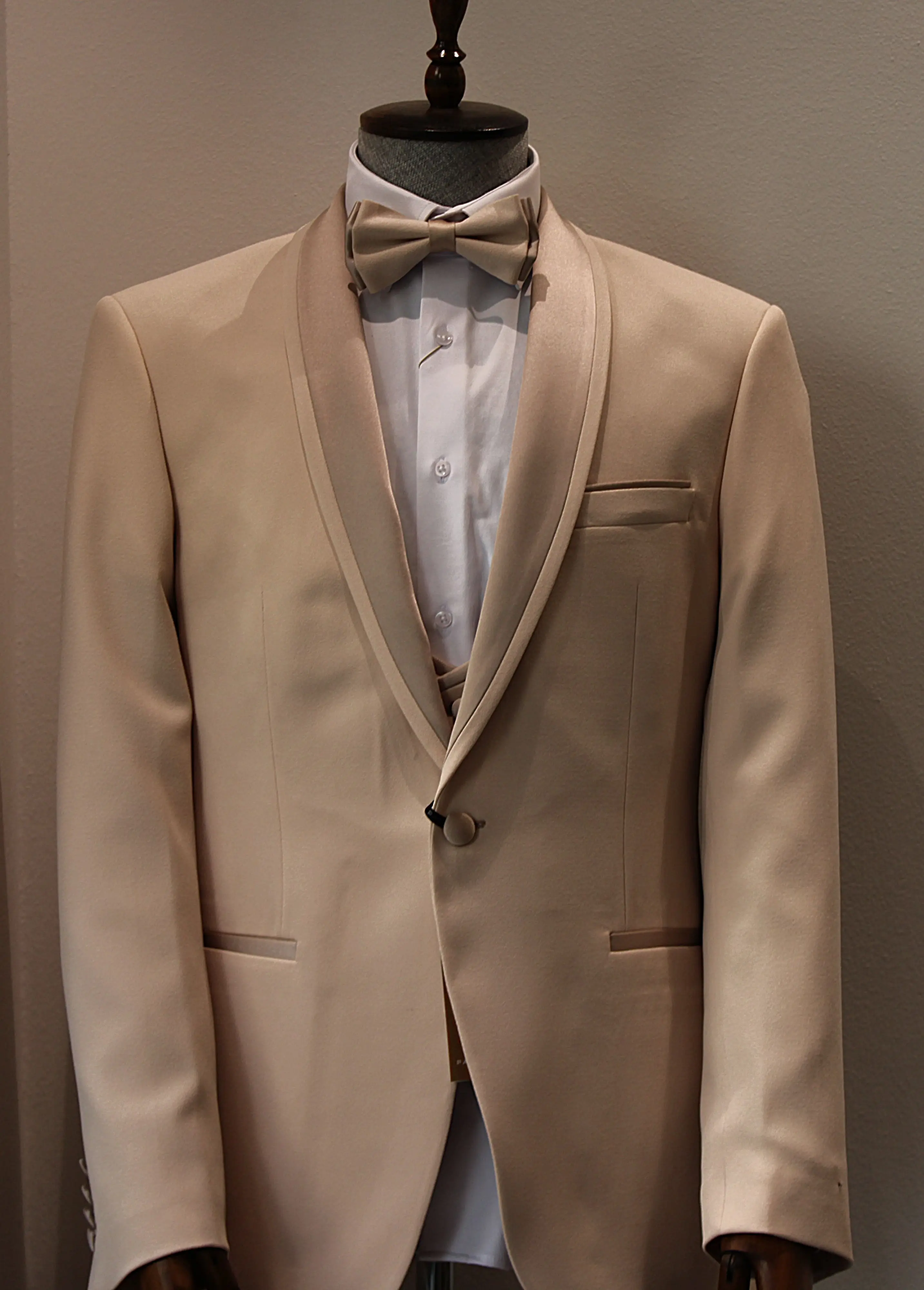 Muško odijelo premium kvalitete